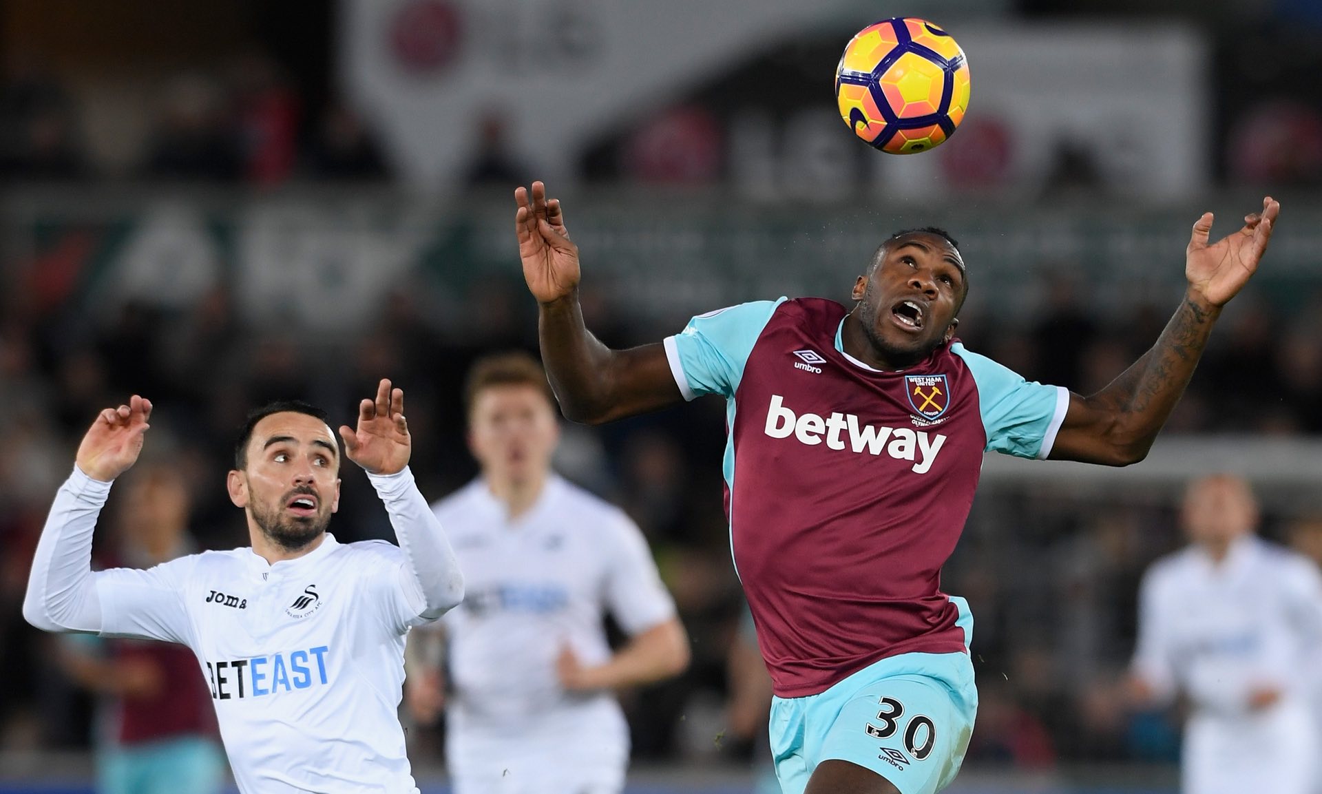 他在定位球 他在定位球